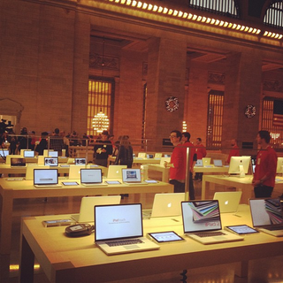 Illustration for article titled Sneak a Peek at the Finished Apple Store in NYC's Grand Central Terminal (Updated)